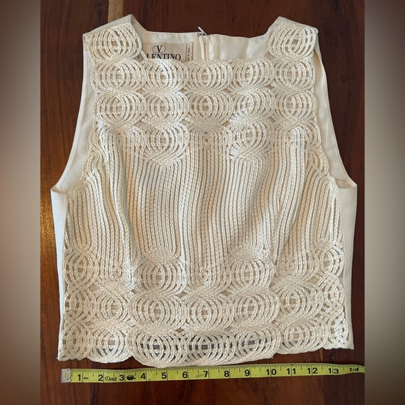 VALENTINO
EMBROIDERED OVERLAY SHELL TOP - Picture 11 of 13